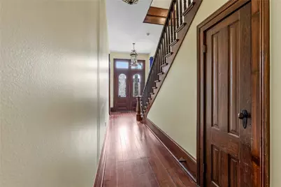 2002 Ave K, Galveston, TX 77550 - Photo 5