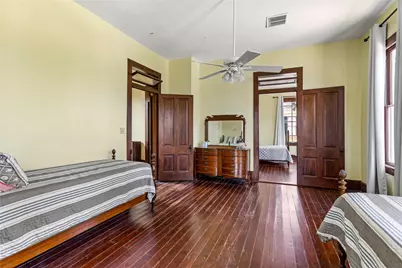 2002 Ave K, Galveston, TX 77550 - Photo 23