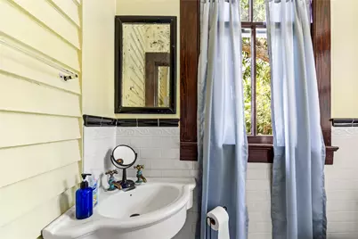 2002 Ave K, Galveston, TX 77550 - Photo 25
