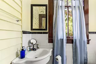 2002 Avenue K, Galveston, TX 77550 - Photo 25