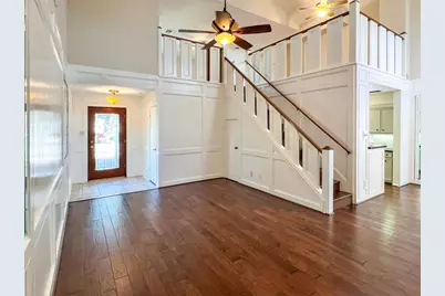 9807 Oak Point Drive, Houston, TX 77055 - Photo 7