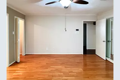 9807 Oak Point Drive, Houston, TX 77055 - Photo 35