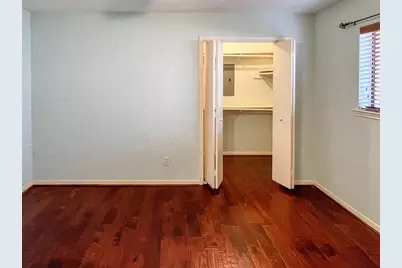 9807 Oak Point Drive, Houston, TX 77055 - Photo 27