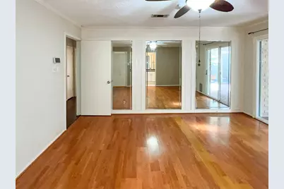 9807 Oak Point Drive, Houston, TX 77055 - Photo 39