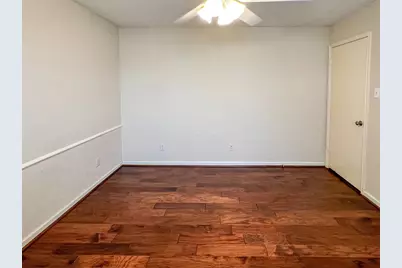 9807 Oak Point Drive, Houston, TX 77055 - Photo 33