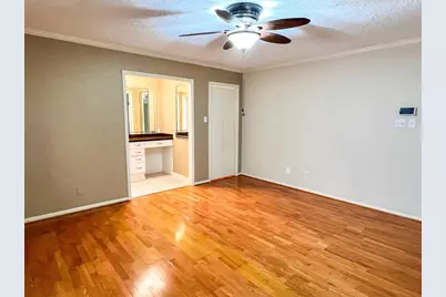 9807 Oak Point Drive, Houston, TX 77055 - Photo 39