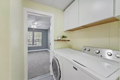 216 N Shady Oaks Street, Lake Jackson, TX 77566 - Photo 17