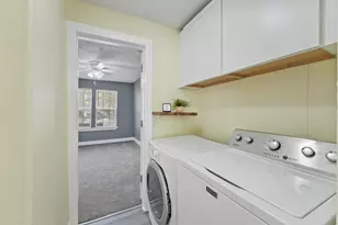 216 N Shady Oaks St, Lake Jackson, TX 77566 - Photo 17