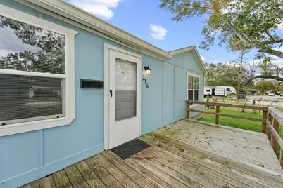 216 N Shady Oaks Street, Lake Jackson, TX 77566 - Photo 5