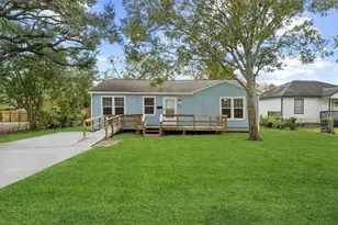 216 N Shady Oaks St, Lake Jackson, TX 77566 - Photo 31