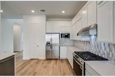 11122 Swamp Edge Ln, Cypress, TX 77433 - Photo 17