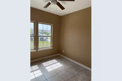 1331 E Candor Drive, Edinburg, TX 78542 - Photo 9