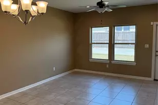 1331 E Candor Dr, Edinburg, TX 78542 - Photo 7