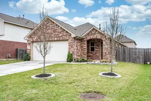8314 Broadleaf Ave, Baytown, TX 77521 - Photo 1