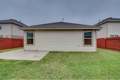 8314 Broadleaf Avenue, Baytown, TX 77521 - Photo 17