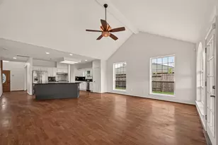 2406 Droxford Dr, Houston, TX 77008 - Photo 11