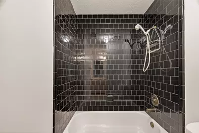 2406 Droxford Drive, Houston, TX 77008 - Photo 27