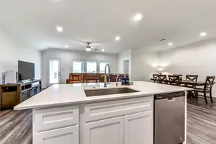 3041 Emerald Ocean Dr, Katy, TX 77493 - Photo 13