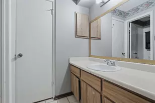 17011 Kings Walk Ln, Houston, TX 77070 - Photo 29