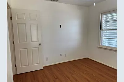 7209 Sycamore Drive, Galveston, TX 77551 - Photo 15