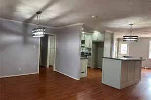 7209 Sycamore Dr, Galveston, TX 77551 - Photo 11