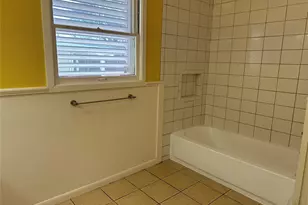 7209 Sycamore Dr, Galveston, TX 77551 - Photo 27