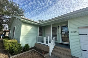 7209 Sycamore Dr, Galveston, TX 77551 - Photo 3