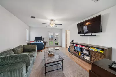 5734 Petty Street, Houston, TX 77007 - Photo 5