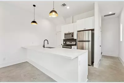 316 N Everton Street #C, Houston, TX 77003 - Photo 3