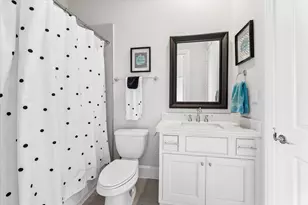 8662 Green Kolbe Ln, Houston, TX 77080 - Photo 17