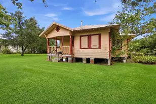 811 W Broad St, Freeport, TX 77541 - Photo 3