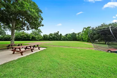 1910 Avenue L, Santa Fe, TX 77510 - Photo 9