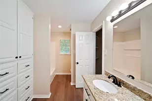 1910 Avenue L, Santa Fe, TX 77510 - Photo 37