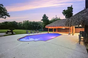 1910 Avenue L, Santa Fe, TX 77510 - Photo 3