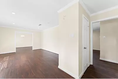6026 McKnight Street, Houston, TX 77035 - Photo 5