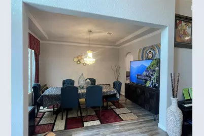 13236 Tracewood Hills Lane, Houston, TX 77044 - Photo 9