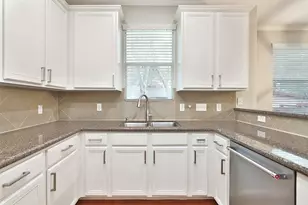1422 W 24th St, Houston, TX 77008 - Photo 7