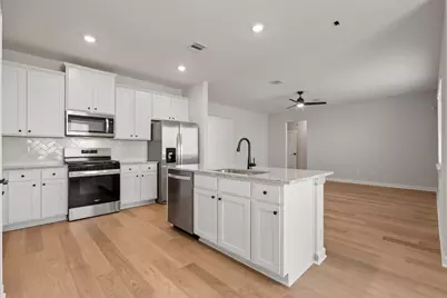 13924 Starboard Reach Drive, Texas City, TX 77510 - Photo 7