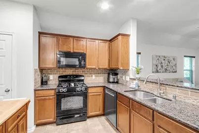 1700 Fall Forest Court, Conroe, TX 77301 - Photo 15