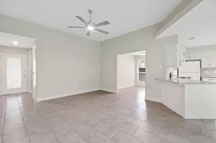 69 Fallshire Dr, The Woodlands, TX 77381 - Photo 11