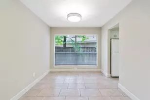 69 Fallshire Dr, The Woodlands, TX 77381 - Photo 13