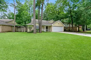 69 Fallshire Dr, The Woodlands, TX 77381 - Photo 5