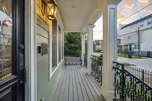 1332 W 21st St, Houston, TX 77008 - Photo 3
