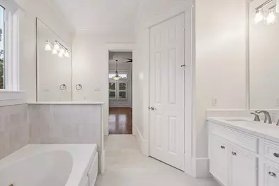 1332 W 21st Street #C, Houston, TX 77008 - Photo 27