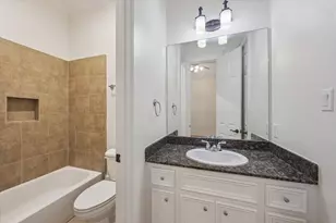 1332 W 21st St, Houston, TX 77008 - Photo 31
