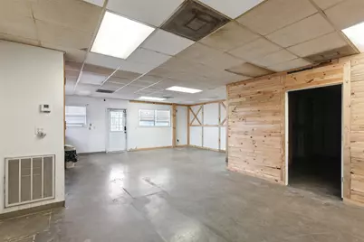 31565 Fm 1736 Road, Hempstead, TX 77445 - Photo 9