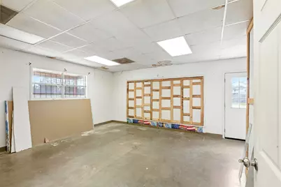 31565 Fm 1736 Road, Hempstead, TX 77445 - Photo 17