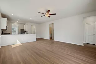 335 Kingston Wy, Waller, TX 77484 - Photo 13