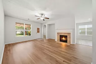 123 N Hawkhurst Cir, Magnolia, TX 77354 - Photo 13