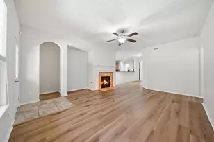 123 N Hawkhurst Cir, Magnolia, TX 77354 - Photo 17